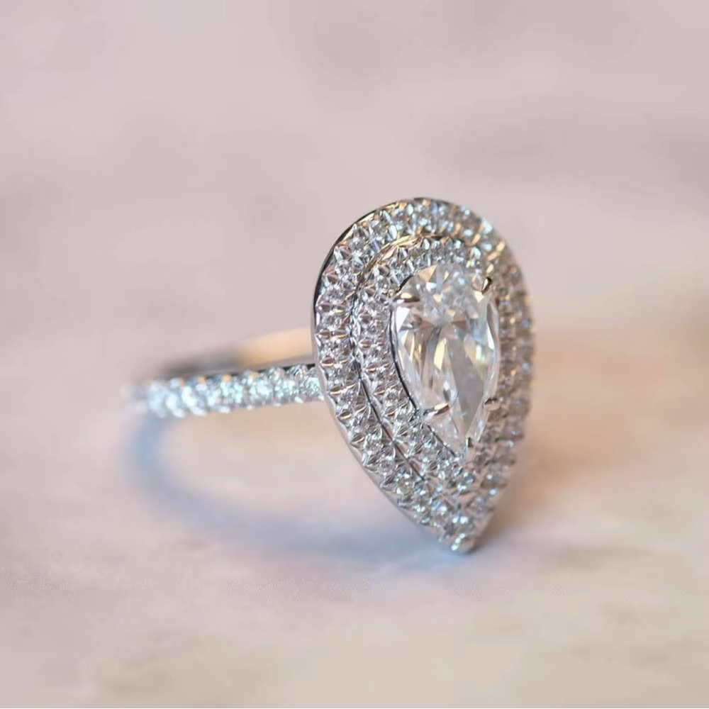 925 Sterling Silver Waterdrop Diamond Cubic Zirconia Ring - Picture 3 of 8